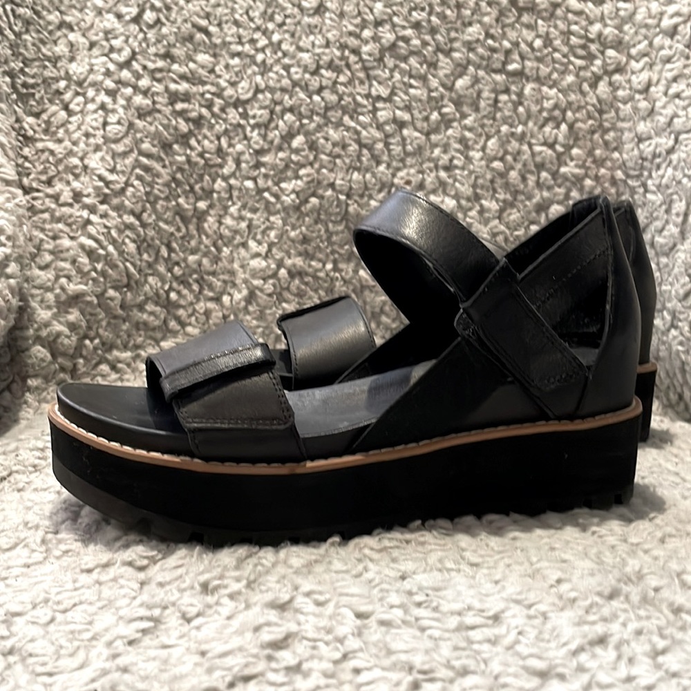 Eileen Fisher platform sandal